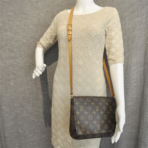 louis vuitton musette tango